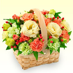 トルコキキョウのウッドバスケットアレンジ